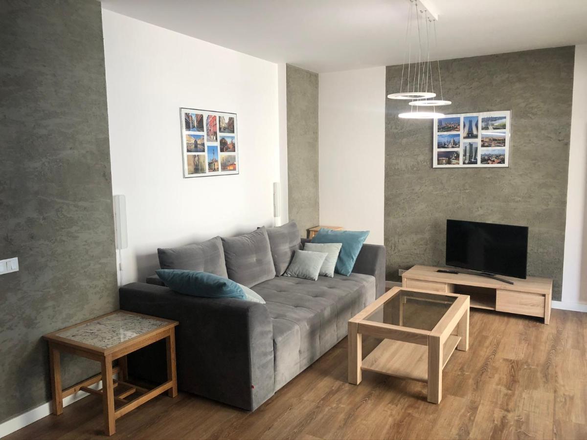 Apartament Lirowa Varsavia Esterno foto